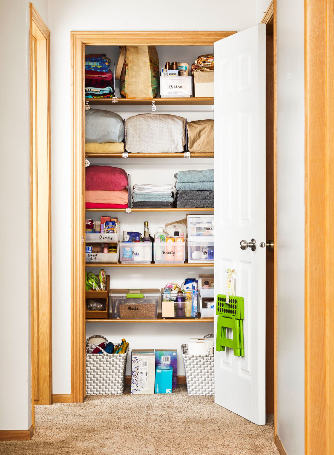 How to Organize a Small Closet with Smart Storage How to Organize a Small Closet with Smart Storage